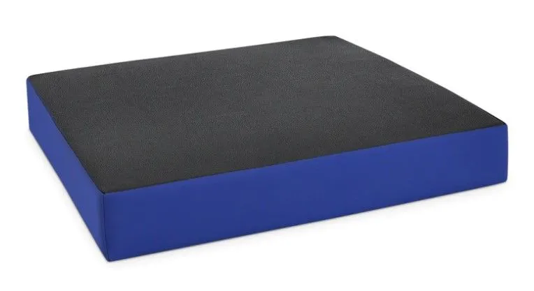 Seat Cushion 18
